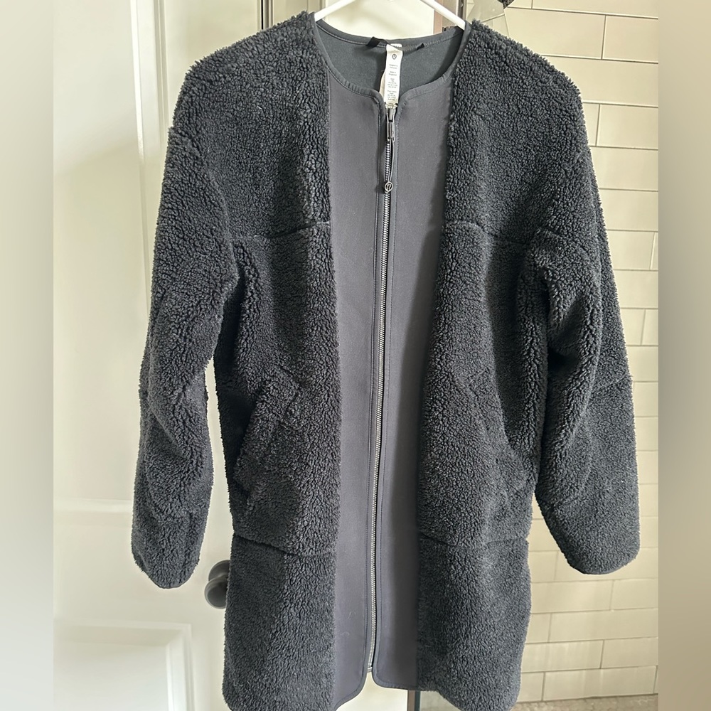 Lululemon shearling light jacket - size 2